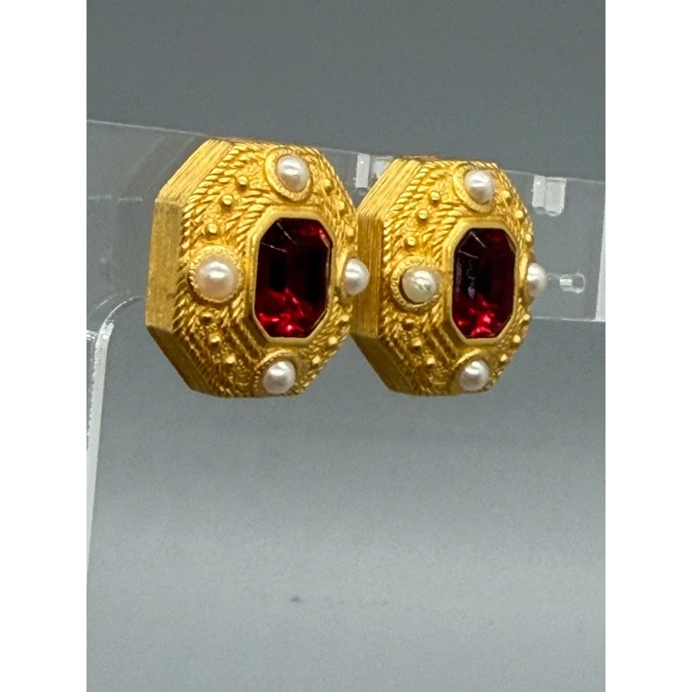 Joan Rivers Clip On Earrings Matt Gold Tone Red Faceted Center Imitation Pearls